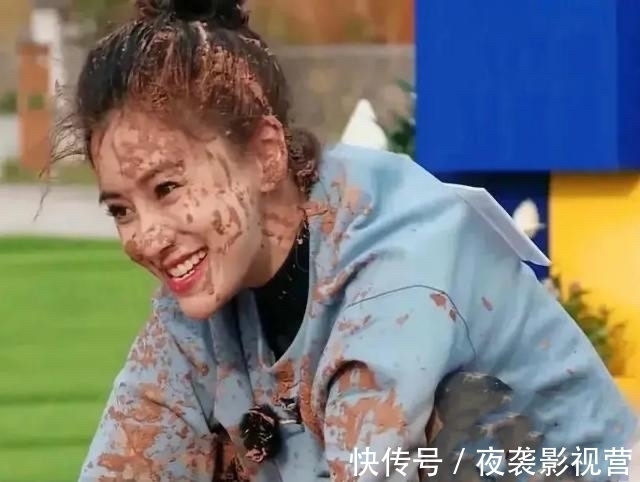 跑男節(jié)目，楊穎被邊緣化成“路人”，收視率靠誰(shuí)來(lái)?yè)?
onload=