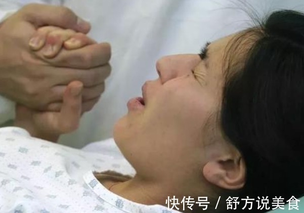 婴儿|产妇难产大出血,才出生的婴儿流泪亲吻妈妈嘴唇,所有医生都哭了