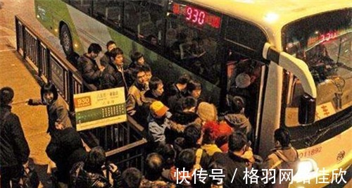 父母|北大女硕士放弃百万高薪，坚持回家做油漆工，同学再见时已认不出