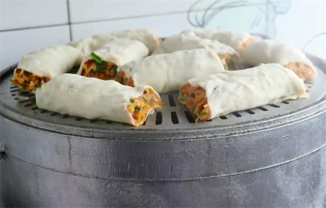 陕西|教你在家做陕西特色小吃滋卷,皮薄如纸,越吃越香,做法超简单