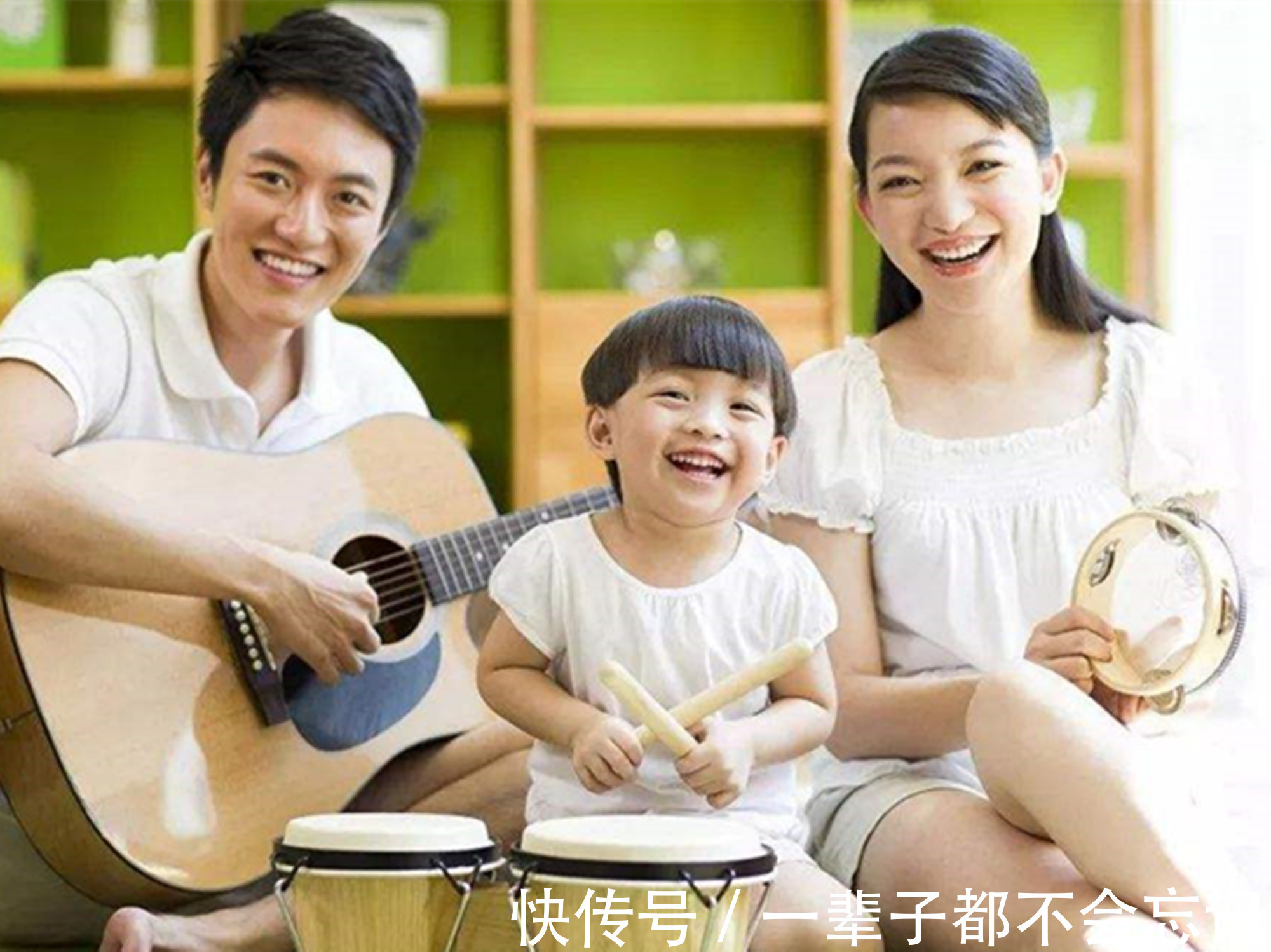 训斥|“妈妈,我钱丢了”,两位妈妈的回答,十年后孩子的格局高下立见