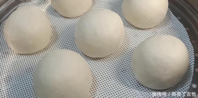 做出来|教你在家蒸馒头,学会3个小诀窍,不塌陷不回缩,又白又软真好吃