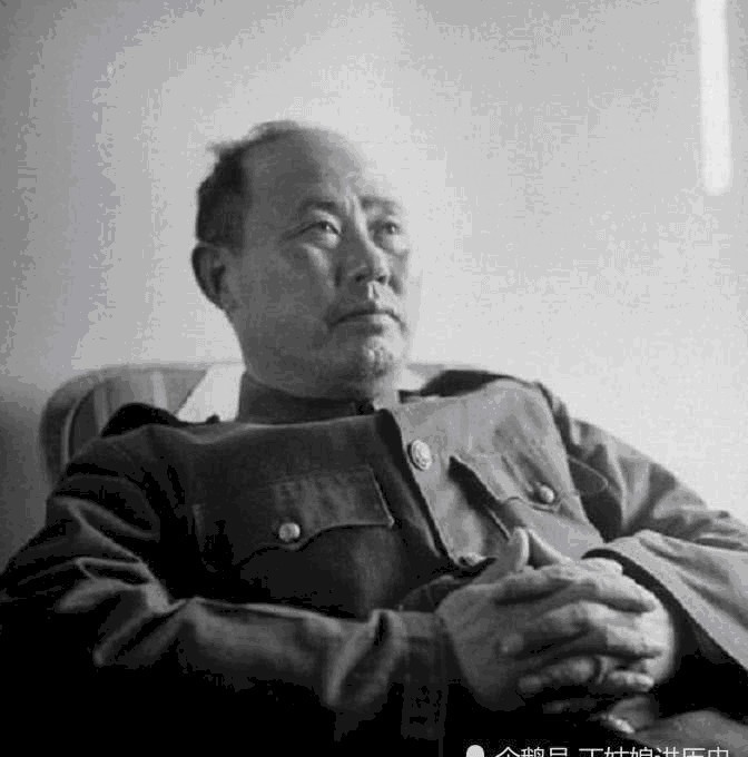 傅作义|1949年1月,傅作义起义之后,当过军区司令员,为什么没有军衔?