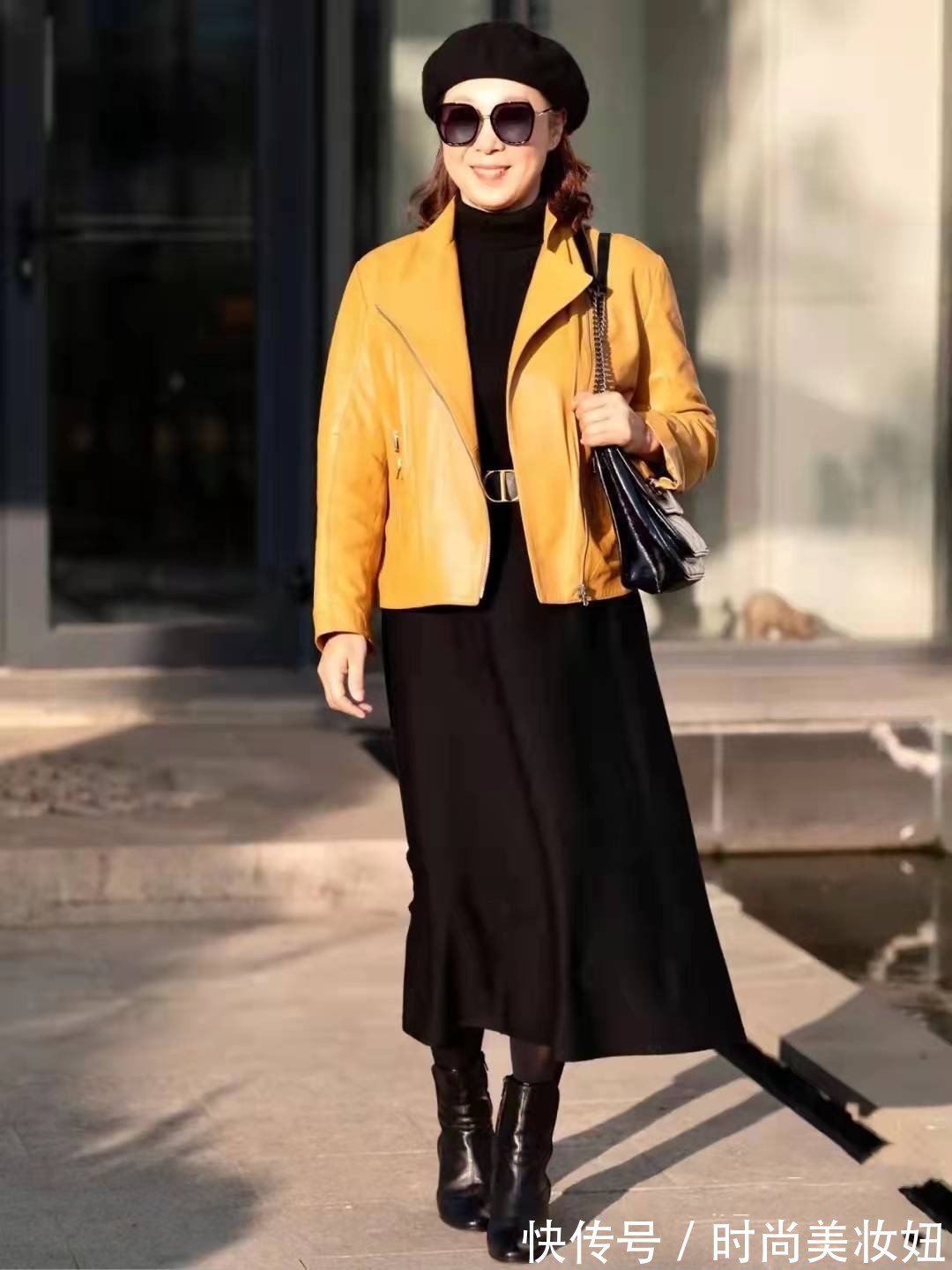 皮衣 终于找到适合60岁的“皮衣”搭配,8套不重样的穿搭,时尚减龄