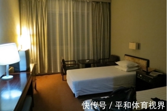手机|朝鲜手机普及程度,有没有华为和小米?平时都用哪些软件