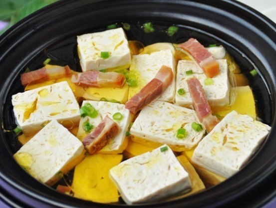 许多人|医生提醒经常腿疼的人,多吃4种食物,远离膝骨关节炎