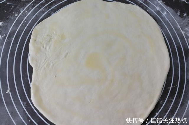 美味的红糖油酥饼,简单易学,好吃不油腻!