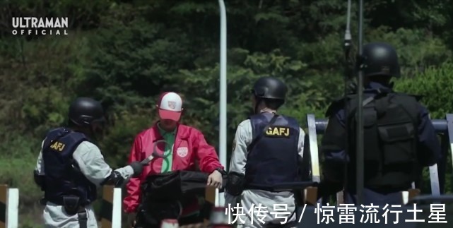 伽古拉|泽塔奥特曼伽古拉化为外卖员窃取情报,帮助研发四号特空机