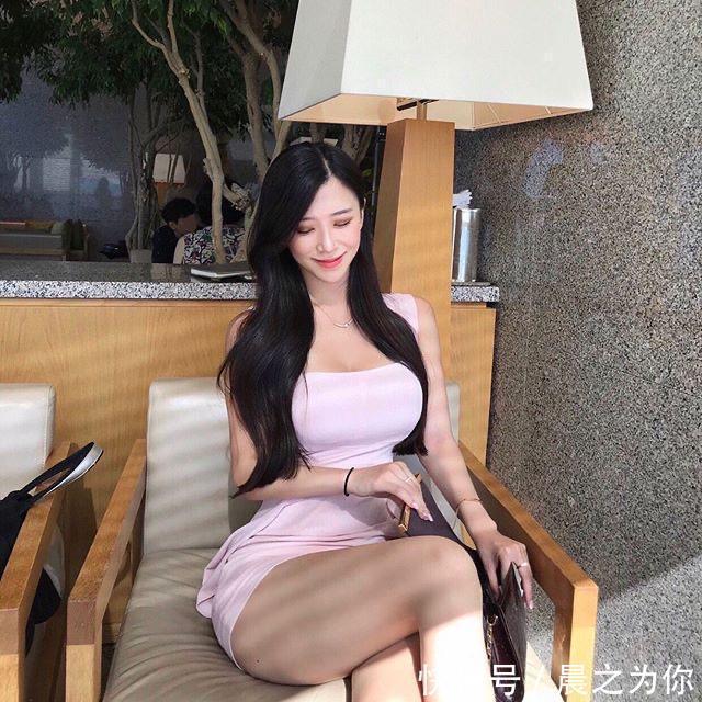 李敏智|140斤健身美女,3年塑造微胖曲线,不介意自己双腿粗壮