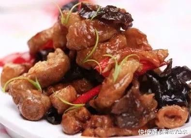 五一節宅家,推薦32款菜肴,有葷有素營養美味,特別好吃值得嘗試
泡椒牛肚乾貝煸筍臘肉炒粉條香辣啤酒小龍蝦板栗燒牛蛙蟹味菇滑蛋,蒜蓉豇豆乾煸花菜雞丁炒蝦仁五花肉燜腐竹包菜粉絲炒雞蛋香菇炒芹菜蔥油鮮香菇薑絲拌苦瓜老壇辣椒炒肉番茄雞蛋炒蝦仁紅燒雞翅油燜大蝦木耳燒肥腸滑炒杏鮑菇刀切蒜椒醬炒蝦仁干豆角燜肉皮香乾辣椒炒肉西芹炒杏仁香菇油麵筋海味怪味蝦黃酒燜蝦三汁燜雞翅洋蔥炒肥牛蒜泥五花肉奶白魚片
