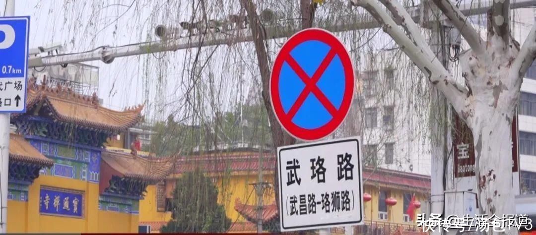 “全球最大纯商业体”商圈常堵车？看交警“绣花式”防堵