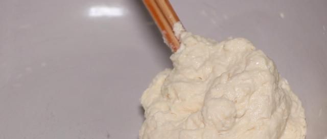 比买|教你做家常葱花饼,不用油酥,个个美味又起层,比买的都好吃