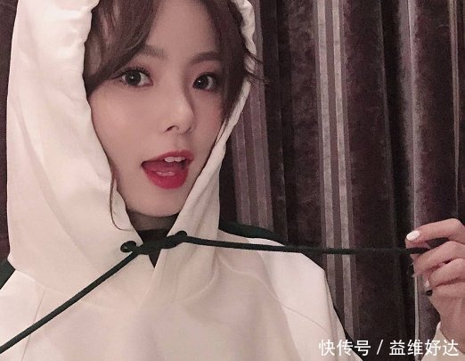 硬糖|硬糖成员美甲，陈卓璇黑白配，看到希林娜依：不配拥有！