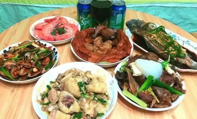 猪肉|回婆家,3家亲戚请吃饭,你能从菜式看出哪家最穷哪家最富裕吗