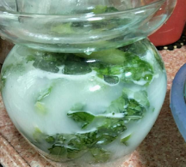 腌酸菜,牢记3要点,腌出的酸菜耐放不发霉,酸爽香脆口感超棒!