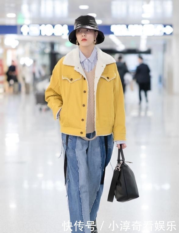 今年冬天火了一种穿法,叫“外套+老爹裤”,承包你一整季的时髦