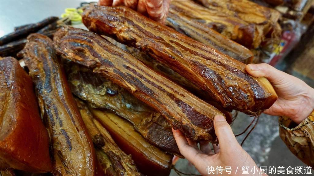 腊肉|做腊肉,只放盐是不对的,少了“它”,腊肉易长霉,还不能久放