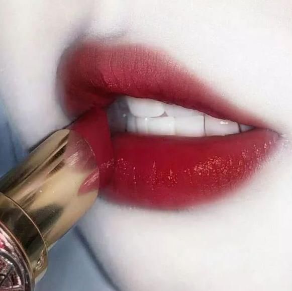 薄唇|公认最丑的三大“唇形”,第二女生的最爱,多数男生却感觉“丑”