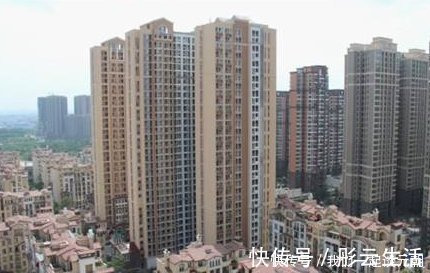 售楼|做售楼工作的亲戚表示内行人买房都是这样挑选,别再吃亏了