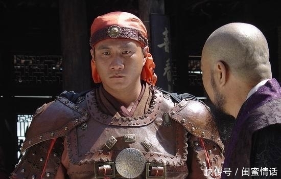 大将|皇帝把醉酒的大将抬上龙床,大将酒醒做了一件事,让皇帝放心了!