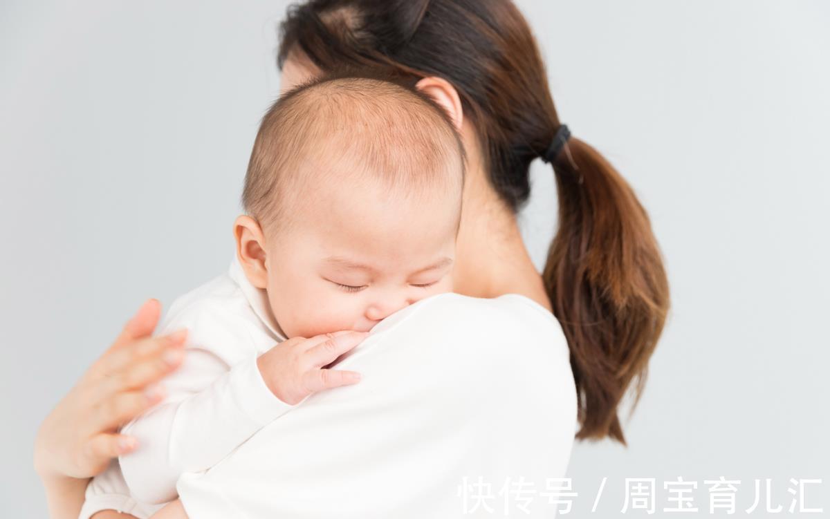 罗斯金|经常被抱着和经常躺着的宝宝,谁发育得更健康?差距一目了然