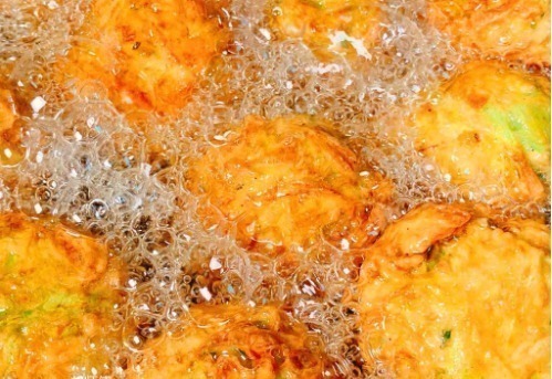 酥脆|做萝卜丸子时,9成人都用错了粉难怪萝卜丸不酥脆,而且还会散