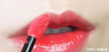 弄清楚|你适合涂口红还是涂唇釉?弄清楚3件事,可能你就明白了