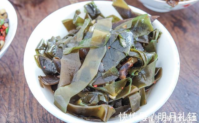 鸡爪|侄女过生日，妈妈早上4点就起床，做了两大桌农家菜，吃嗨了