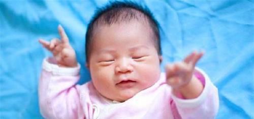 女方|宝宝降生时间有讲究，若在这4个“时间点”出生，说明孩子有福气