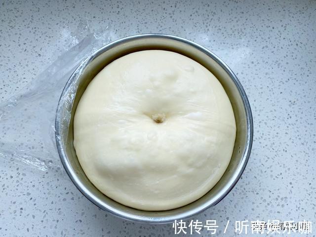 面团|暑假,给孩子做早餐就用它,吃法多样又方便,组织拉丝又细腻