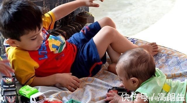 格格|格格:我见过情商低的妈妈,就是和孩子不停地讲道理!