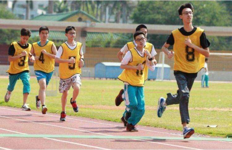 跑步法|体育老师公认的“省力”跑步法,学生长跑不怕累,提前了解不吃亏