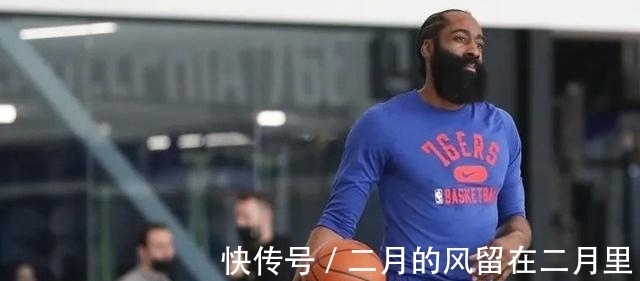 球馆|哈登加盟76人后晚上10点仍在球馆训练他凸起肚腩感觉已消失不见