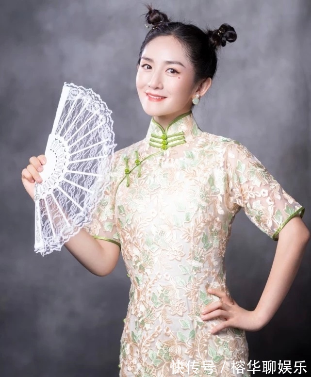 旗袍|谢娜自认腰粗不适合穿旗袍,被造型师强制要求后,一秒变漫画腰!