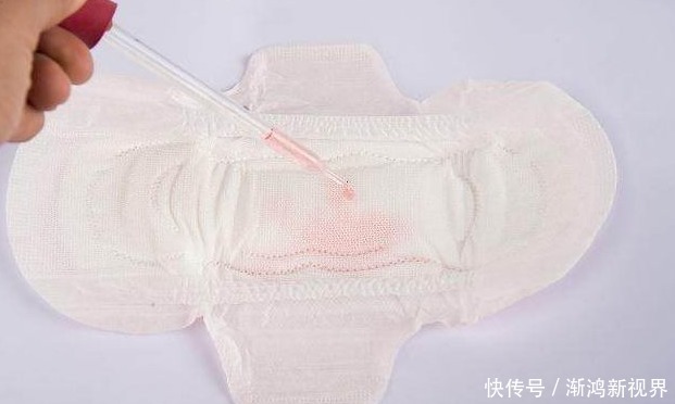女人换卫生巾时,以下2个坏习惯尽量改掉,许多人都中招了