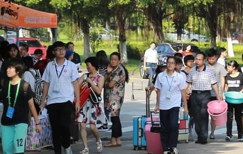 接到大学录取通知而不去报到，会有什么严重后果？其实只有这一个