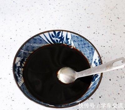 虾仁豆腐煲健康营养、不油不腻,一家人晚饭吃真舒服