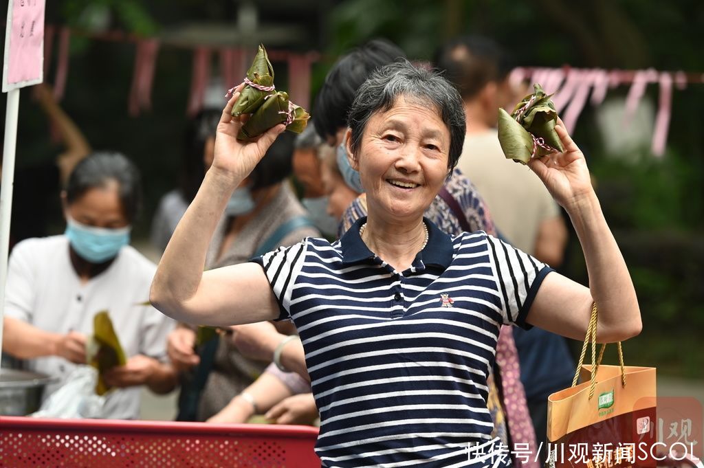 香囊|视频丨“粽”动员、制香囊 端午邻里氛围好热闹