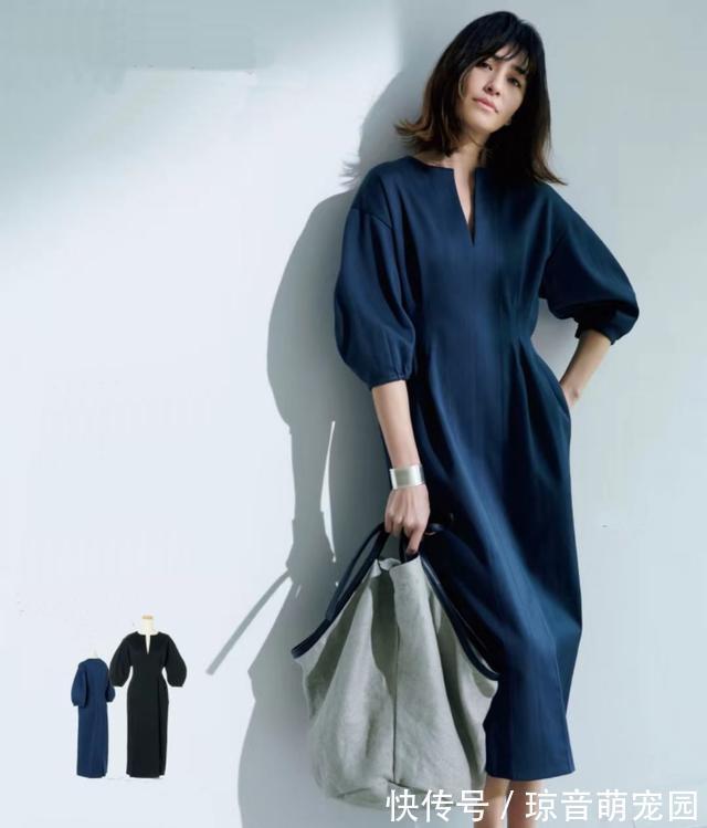 浅蓝色|越宽松、越减龄!日本52岁模特的“高级蓝”穿搭,优雅舒适好喜欢