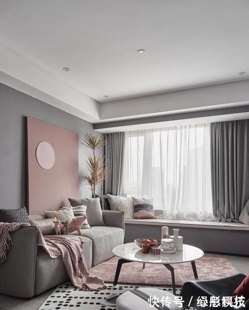 暖暖的味道|110㎡轻奢两居,高级灰+烟粉,个性独特的品质感让人惊艳!