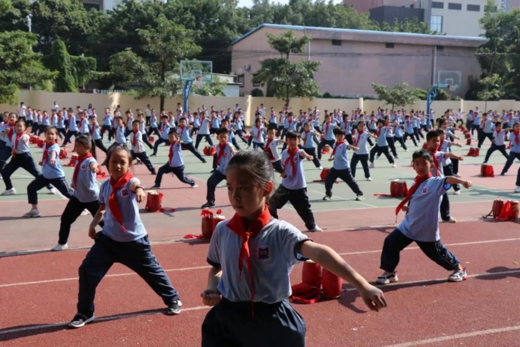 课间|厚街各学校大课间评比结果出炉，这7所学校拔得头筹！