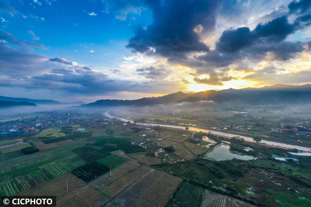 蒋友青|鸟瞰中国大美河山