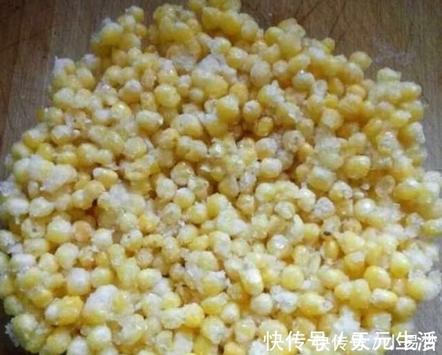 玉米|老公去了一趟闺蜜家, 就迷上了这道美食, 每隔几天就要去吃!