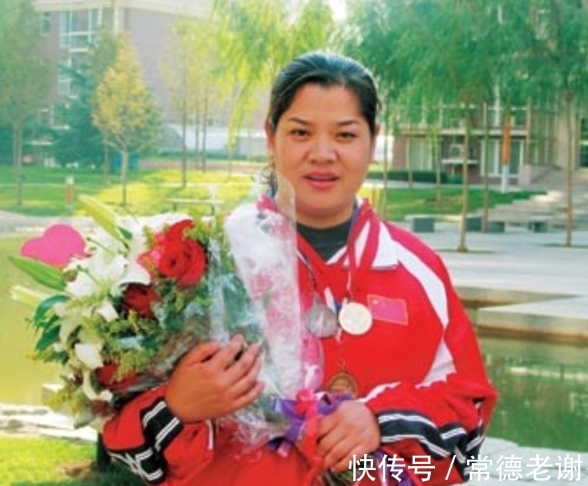 残疾|获第一块残奥会金牌的平亚丽,下岗离婚衣食无着,她现状如何