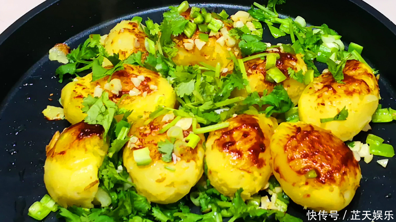 刚知道,保存土豆竟这么简单!3个土方法,放半年不变绿不发芽