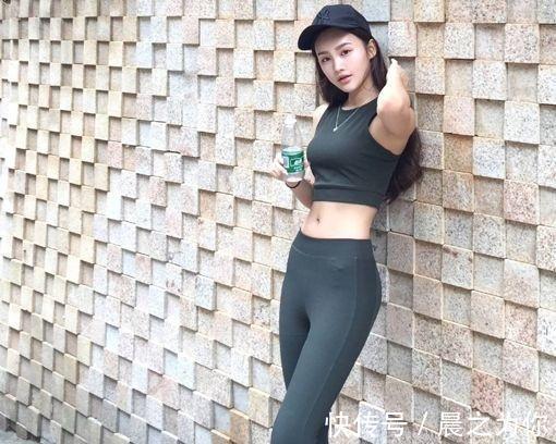 打底裤 -紧身打底裤美女,展现出修长的大长腿,瞬间提升女性的优雅气质