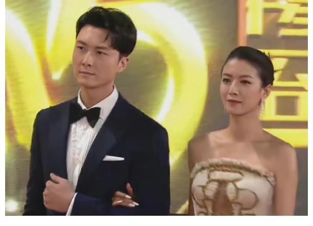 tvb臺慶提前開幕，現場直播遭遇黑屏事故，觀眾直呼太尷尬