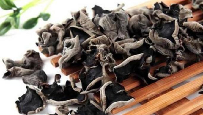 良言：炒木耳不要放此物，不然就是沒事找事，早知道早注意