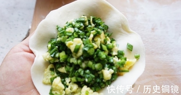 猪肉馅儿|调韭菜饺子馅,最忌瞎放调料,牢记“4不放”,饺子鲜香不出水!