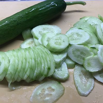 黄瓜|小黄瓜炒豆腐